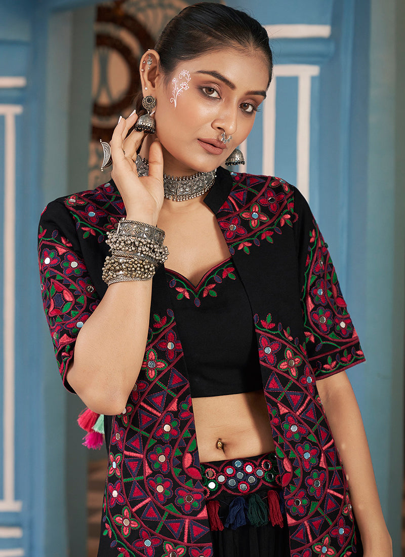 Black Multicoloured Kutchi Embroidered Chaniya Choli