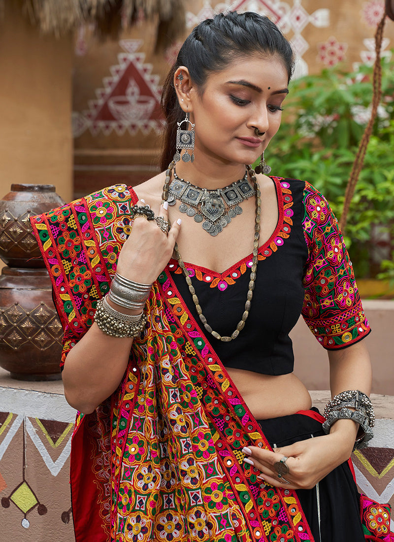 Black Multicoloured Kutchi Embroidered Chaniya Choli For Navratri