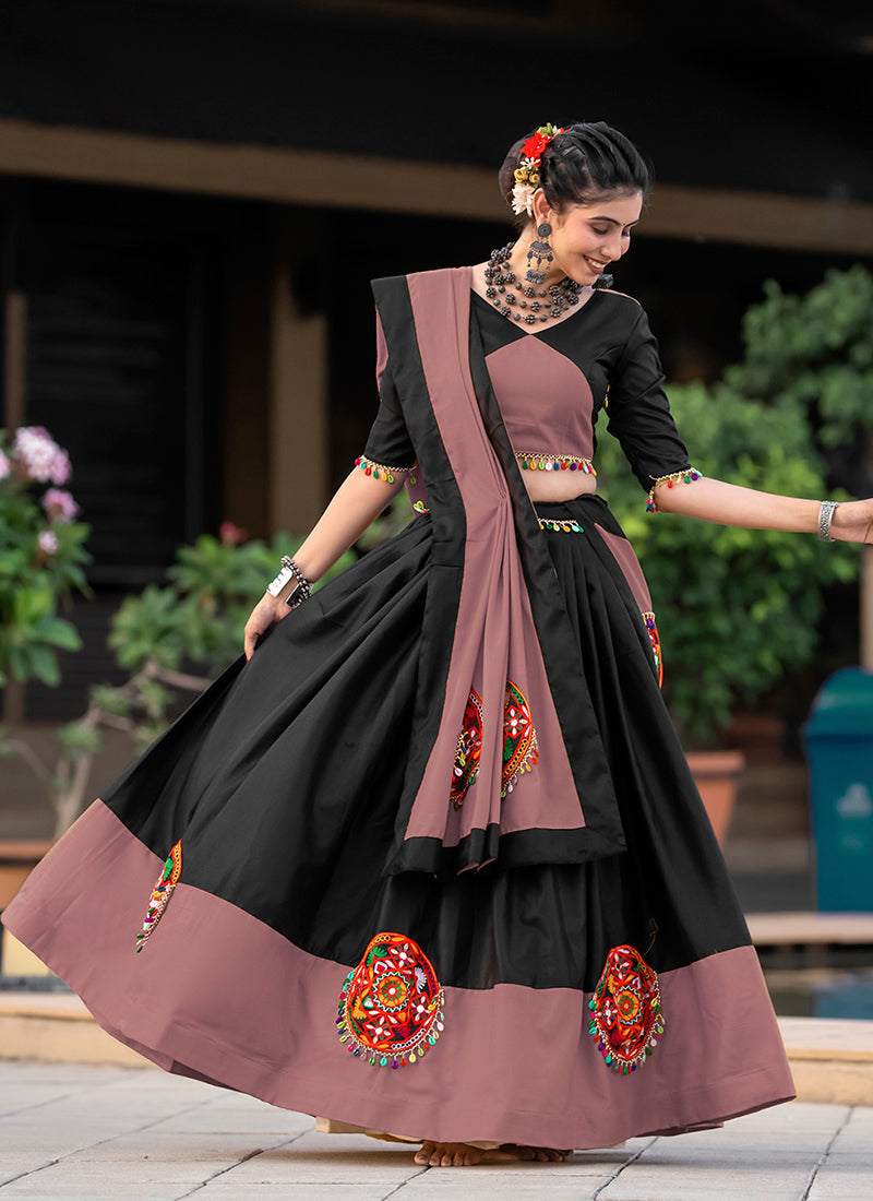 Black And Mauve Kutchi Embroidered Navratri Chaniya Choli