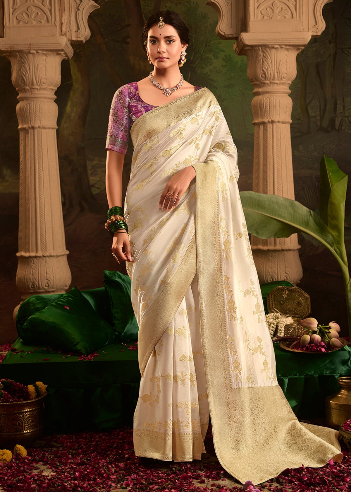Buy Ivory Dola silk saree from variyav - Ivory Dola Silk traditional Saree