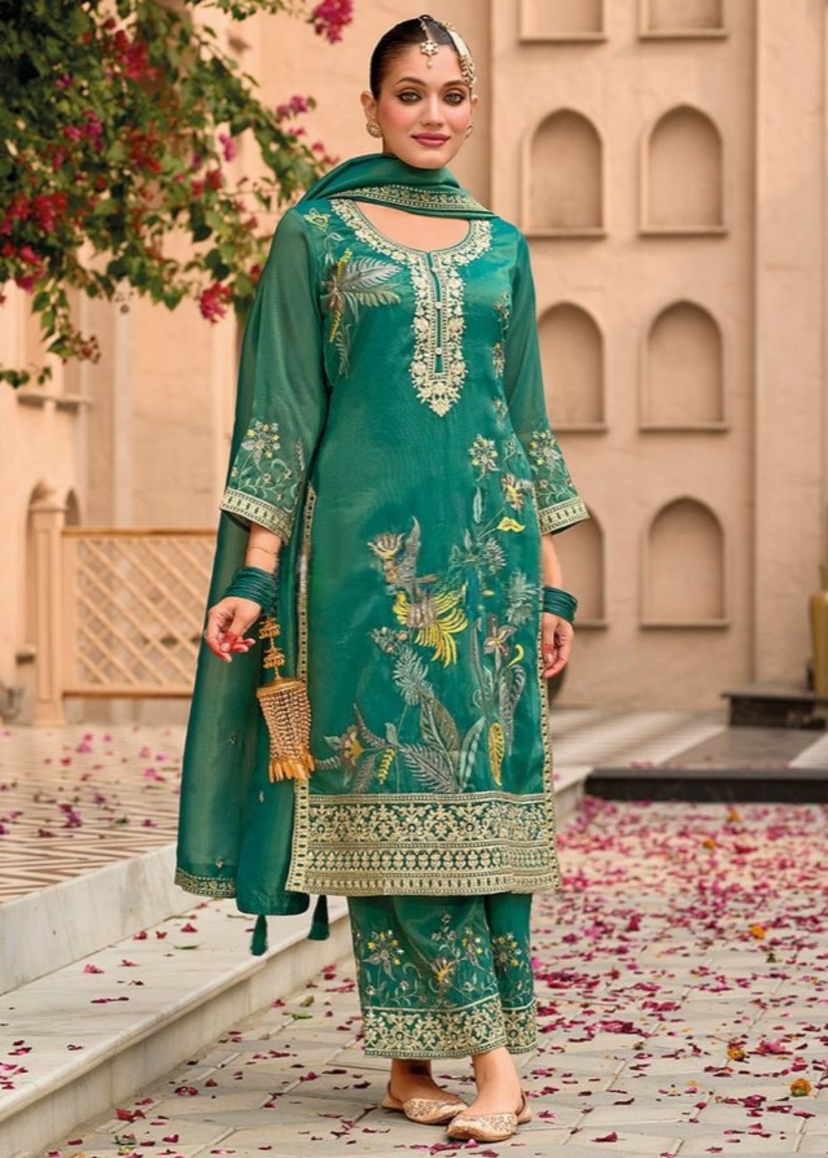 Sea green Floral Embroidery Pakistani Suit