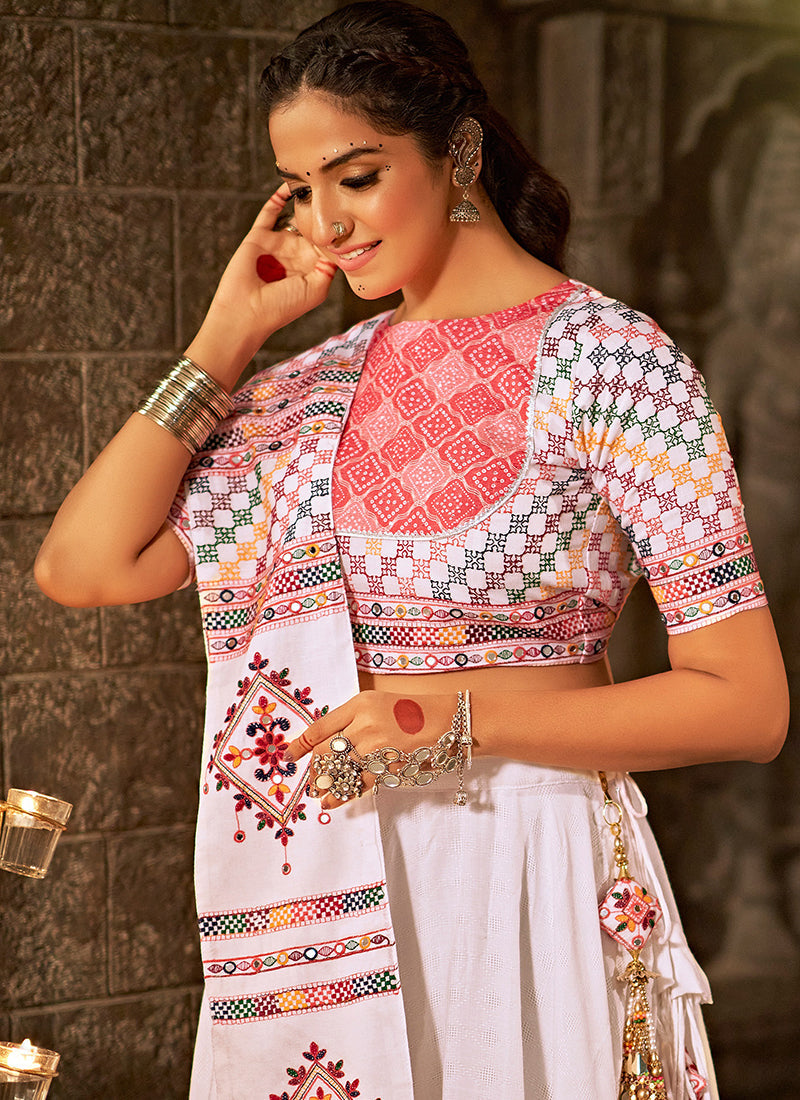 White And Pink Kutchi Embroidered Rajwadi Chaniya Choli