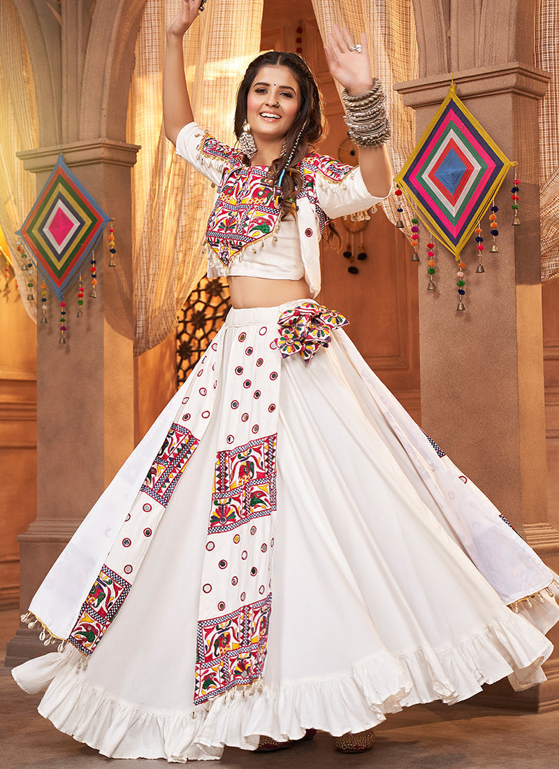 White And Pink Kutchi Embroidered Rajwadi Chaniya Choli